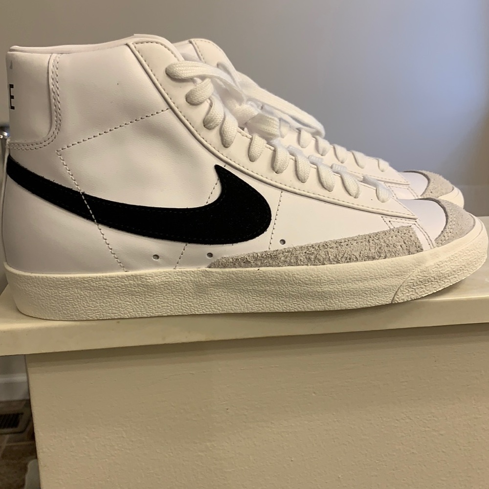 Brand New Women’s Nike